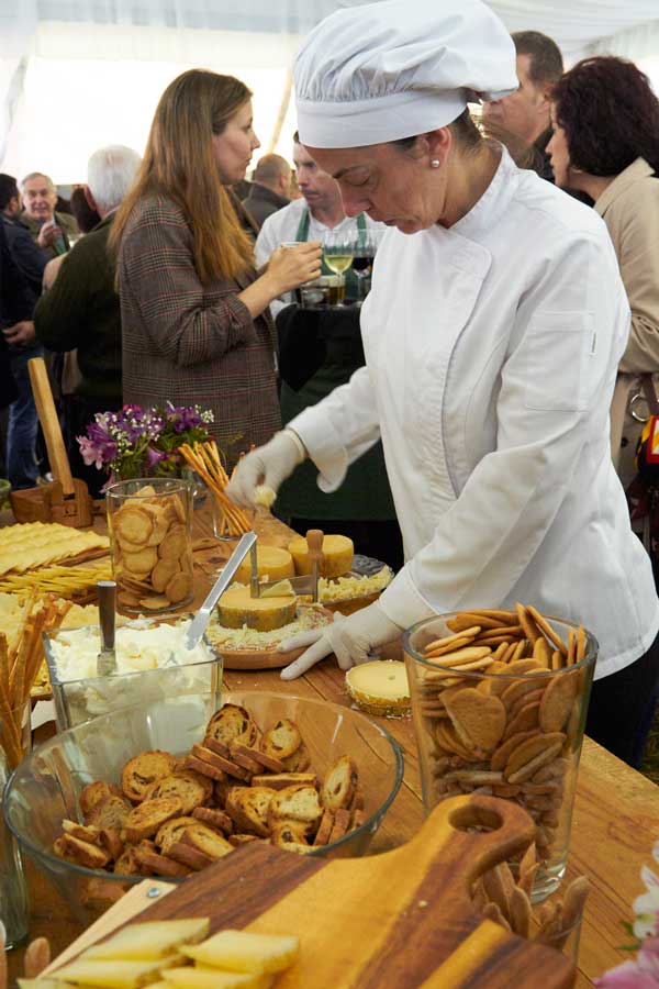 Mesa de Queso Peregrino durante la celebración del 50 Aniversario de Casa Grande de Xanceda